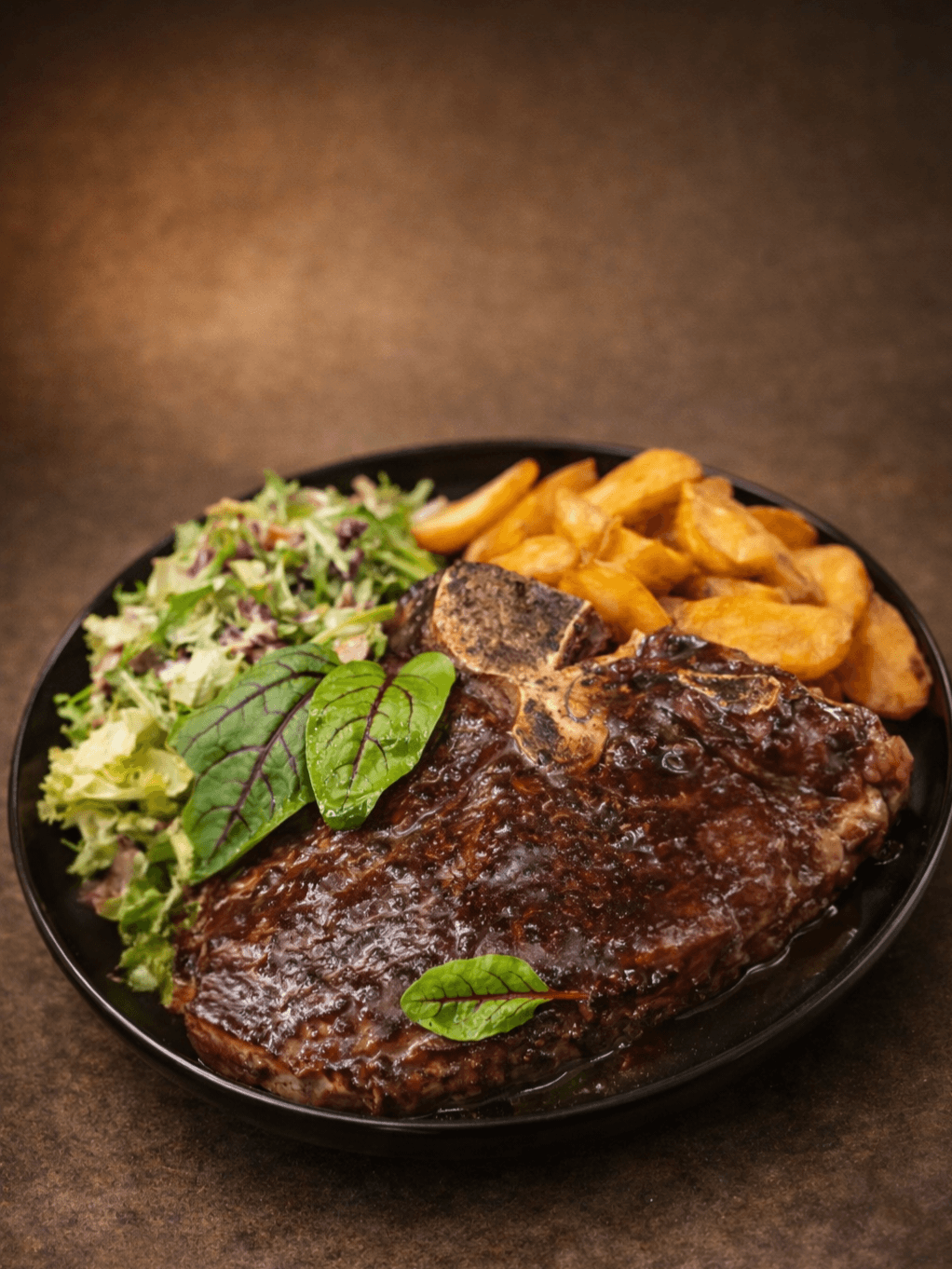 Stek T-bone z sosem Périgueux